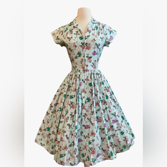 Powder Blue Floral Manor Print BERNIE DEXTER Short Sleeve Sharon Mini Dress - M